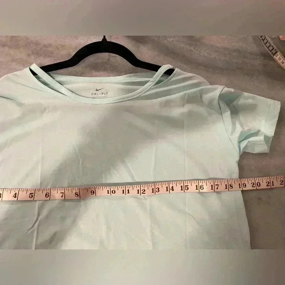 Nike Women’s Seafoam Dri-Fit Short Sleeve Slash Collar Logo Tee Size Small - Picture 7 of 9